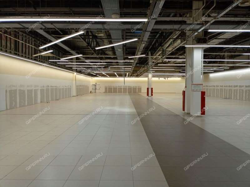 помещение под торговую площадь на Комсомольской площади