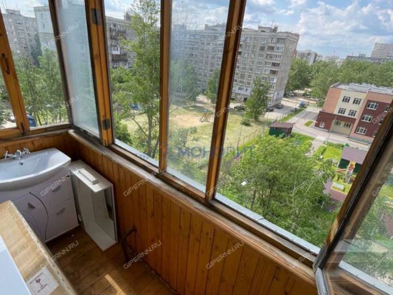двухкомнатная квартира на улице Сергея Есенина дом 31