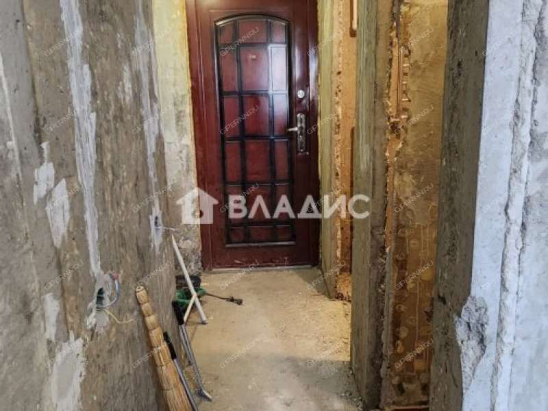 трёхкомнатная квартира на улице Шаляпина дом 20