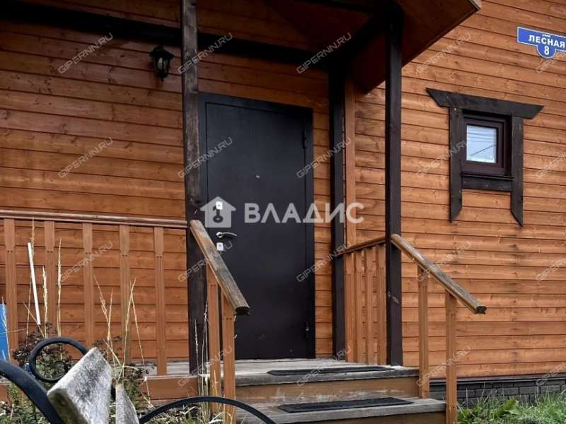 дом на улице Лесная село Елховка