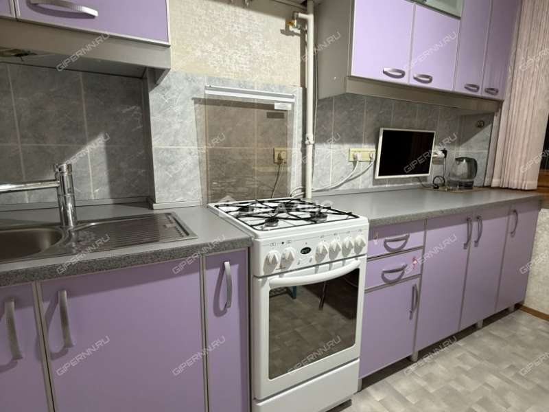 трёхкомнатная квартира на улице Ефремова дом 17