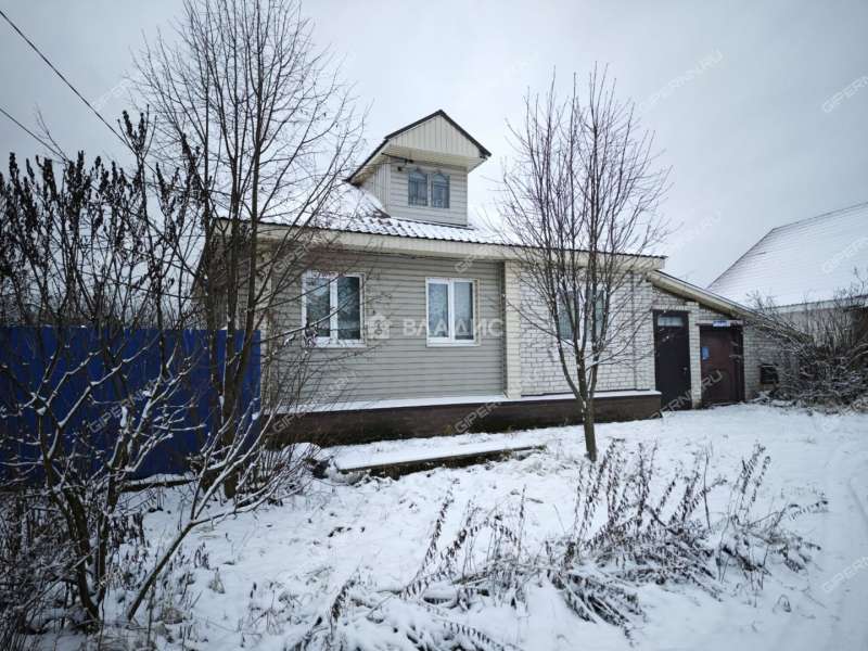 дом на Большой улице посёлок Ляхово