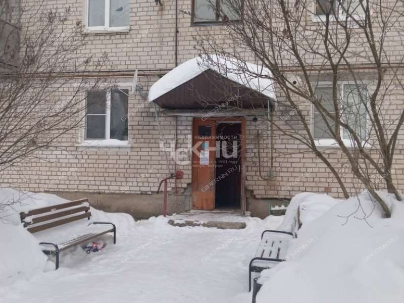 однокомнатная квартира на улице Ветеранов дом 12 село Зиняки