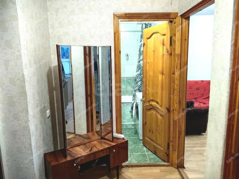 однокомнатная квартира в Светлогорском переулке дом 4а