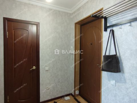 1-komnatnaya-ul-narodnaya-d-22 фото