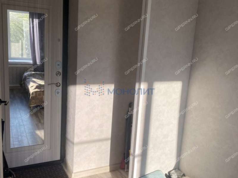 квартира-студия на улице 40 лет Октября дом 1А