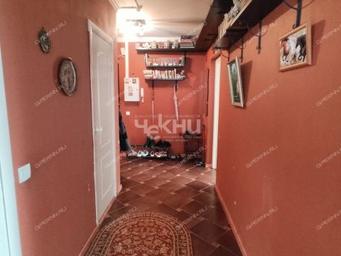 2-komnatnaya-ul-cvetochnaya-d-7 фото