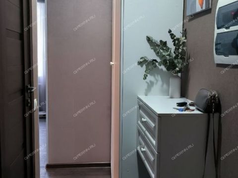 1-komnatnaya-ul-geroya-samochkina-d-11 фото