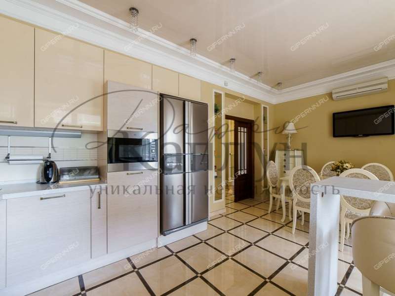 трёхкомнатная квартира на улице Коминтерна дом 139