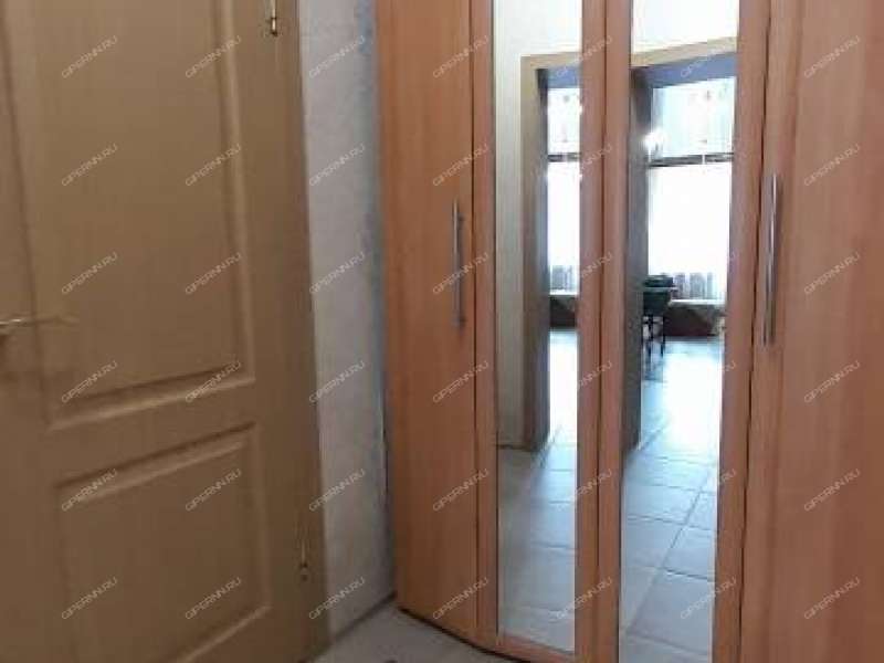 трёхкомнатная квартира на улице Белинского дом 30