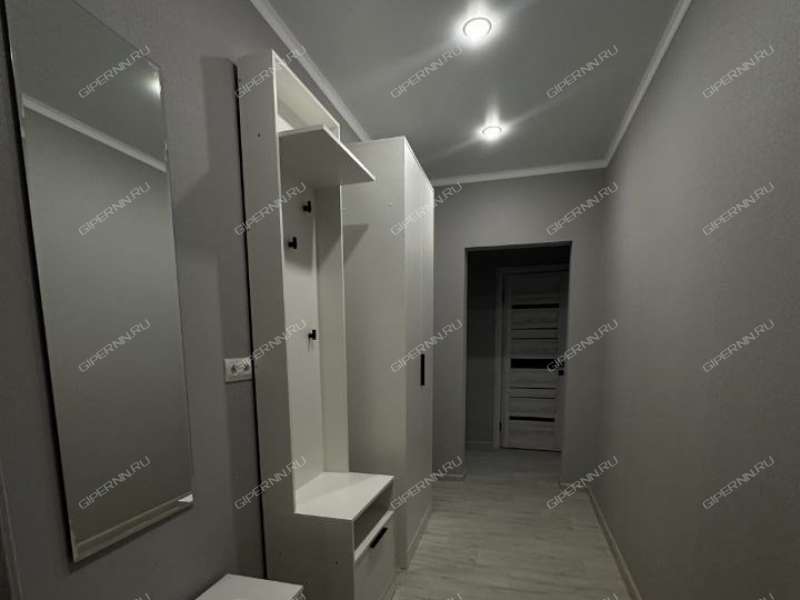 однокомнатная квартира на бульваре 60-летия Октября дом 5а