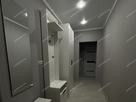 1-komnatnaya-b-r-60-letiya-oktyabrya-d-5a фото