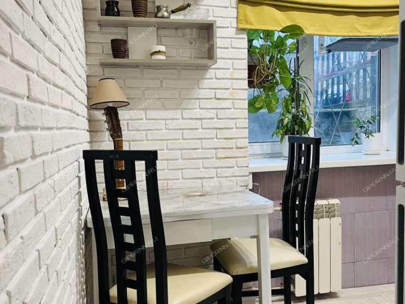 двухкомнатная квартира на улице Сестёр Рукавишниковых дом 26