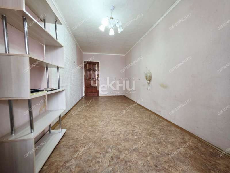 трёхкомнатная квартира на улице Голубева дом 6  к1