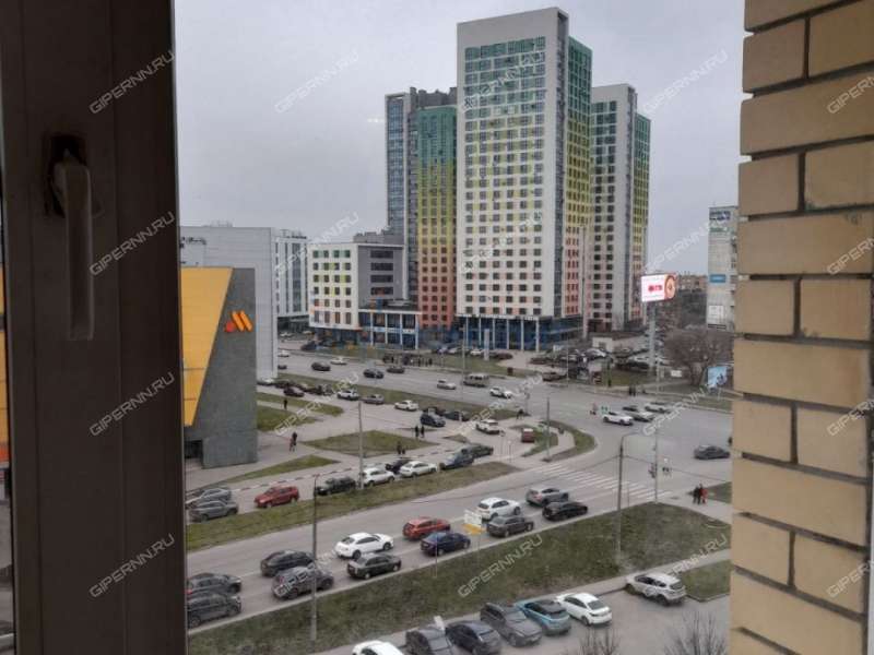 трёхкомнатная квартира на улице Родионова дом 189/24