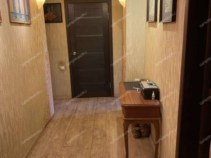 трёхкомнатная квартира на улице Чкалова дом 41