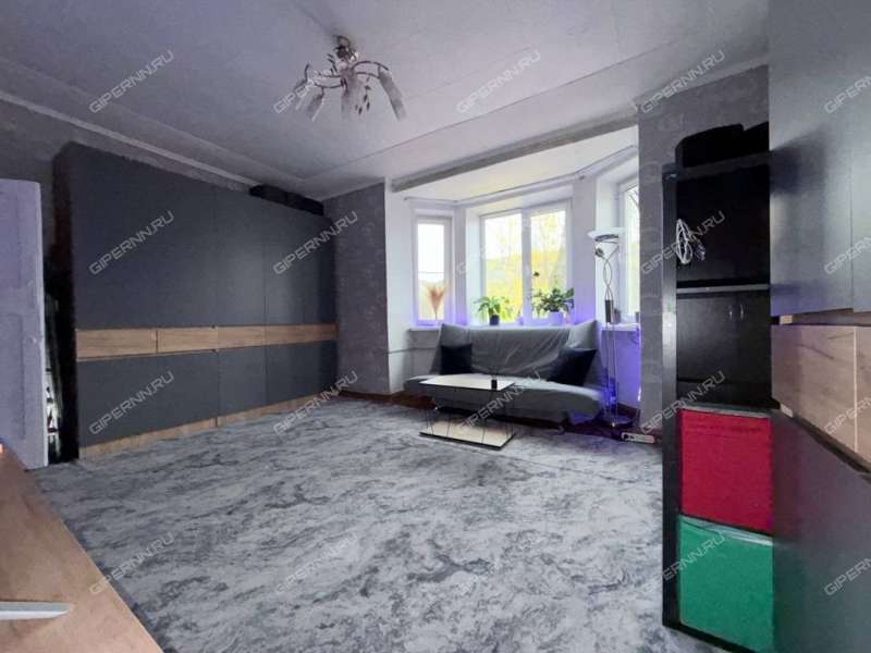 трёхкомнатная квартира на улице Васильева дом 36