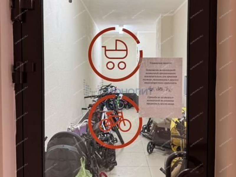 квартира-студия на улице 50-летия Победы дом 10 к1