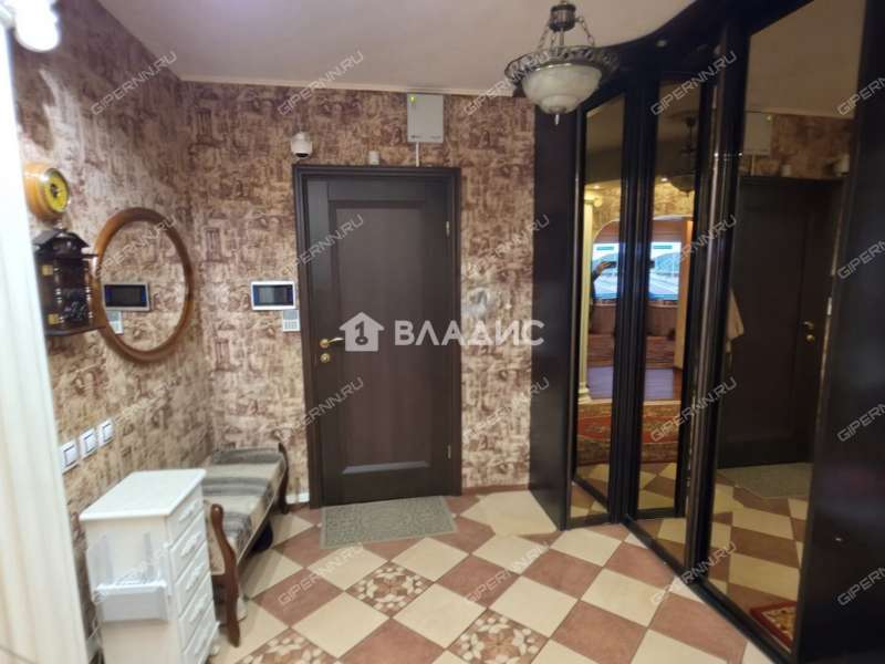 четырёхкомнатная квартира на проспекте Победы дом 14 город Кстово