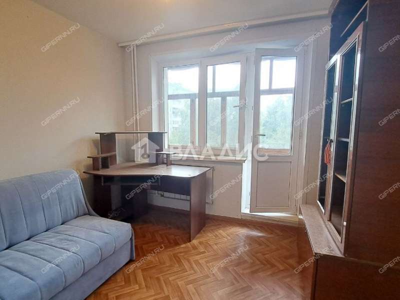 четырёхкомнатная квартира на улице Краснодонцев дом 19