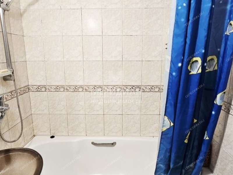 трёхкомнатная квартира на Первомайской улице дом 1а город Бор
