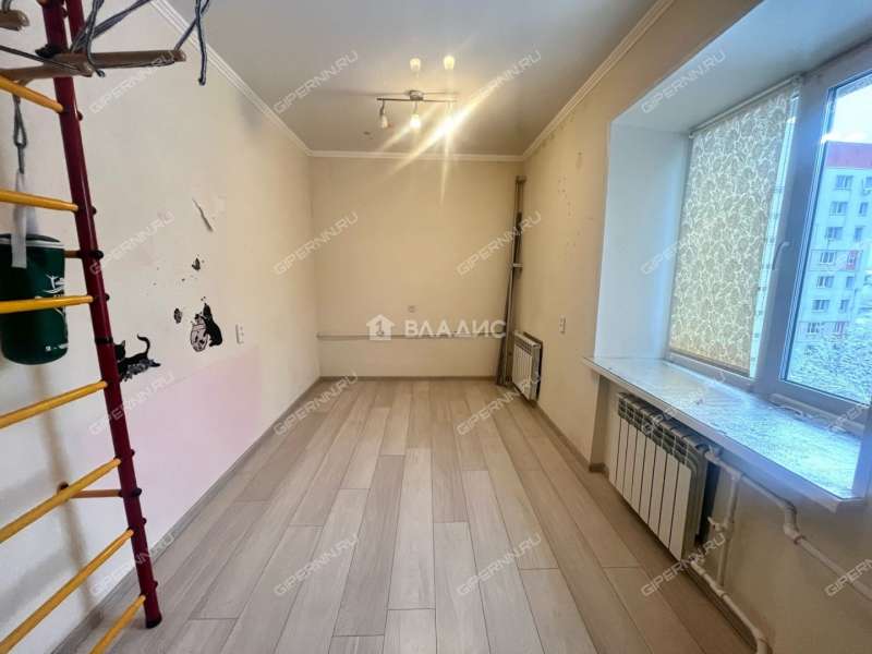 трёхкомнатная квартира на улице Маршала Голованова дом 13