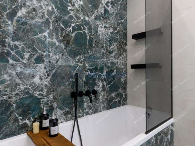 трёхкомнатная квартира на Большей Печёрской улице дом 89