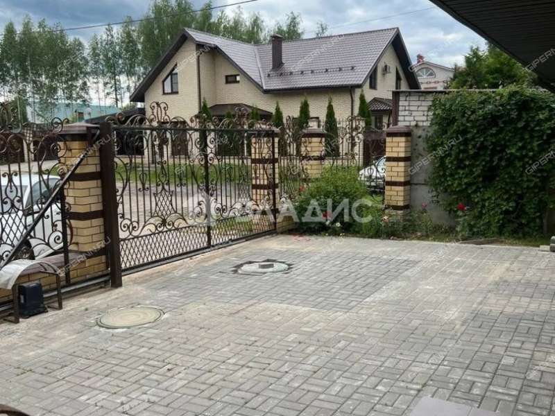дом на  село Великий Враг