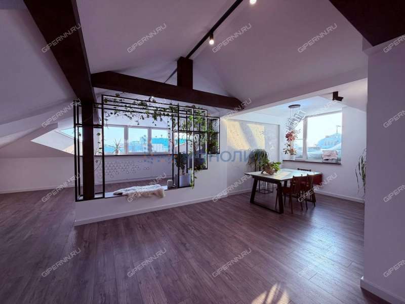 трёхкомнатная квартира на улице Минина дом 29