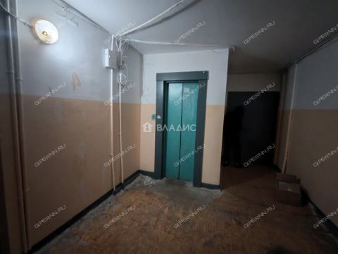 1-komnatnaya-ul-avangardnaya-d-14 фото