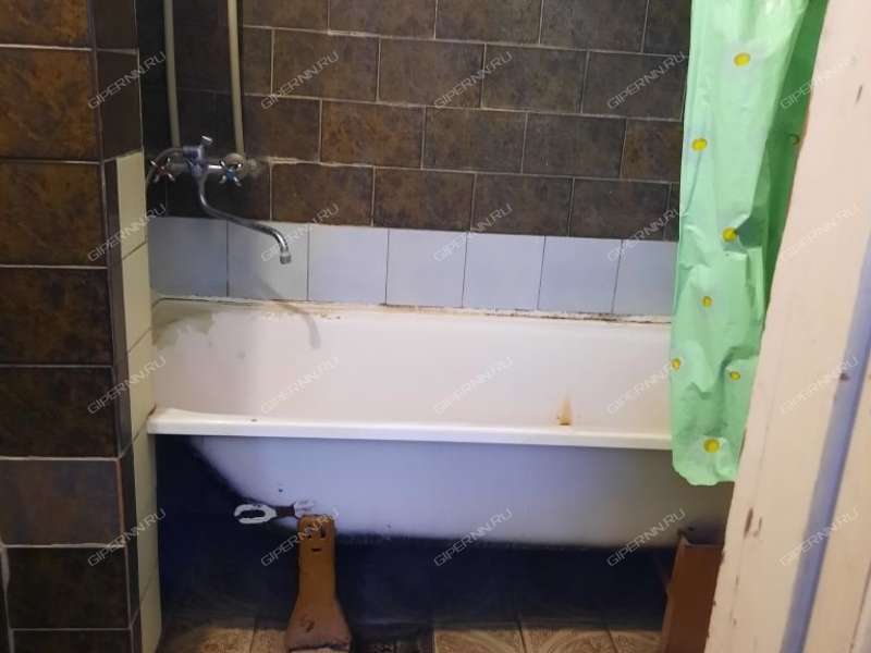 комната в доме 12 на улице Юлиуса Фучика