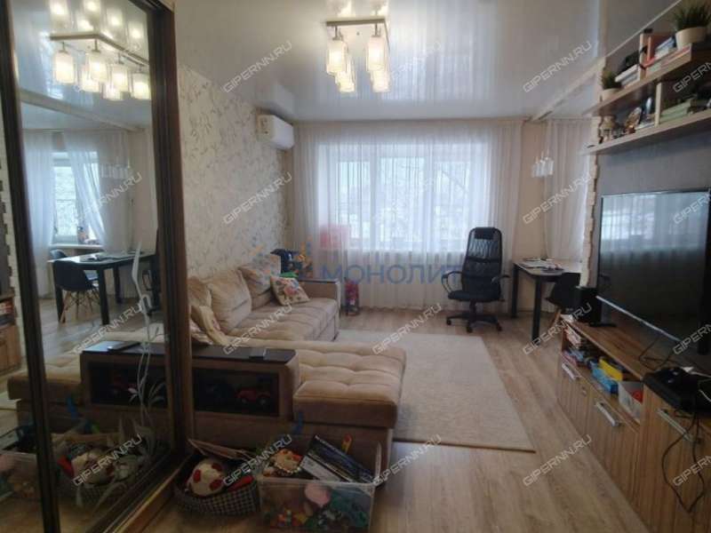 двухкомнатная квартира на улице Шаляпина дом 1