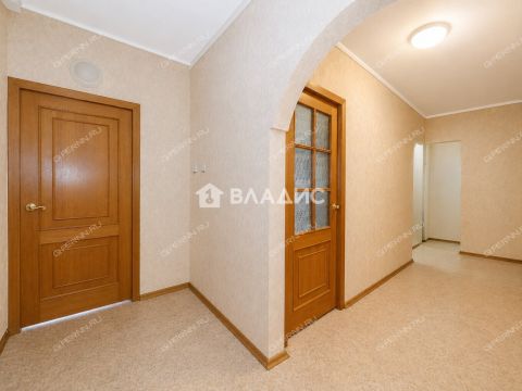 3-komnatnaya-ul-bogdanovicha-d-7-k1 фото