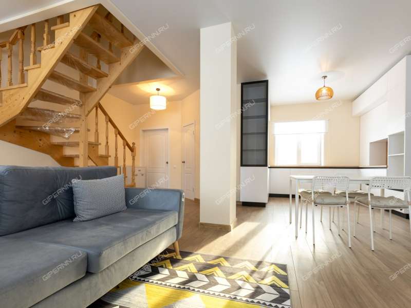 дом на Брусничная деревня Крутая