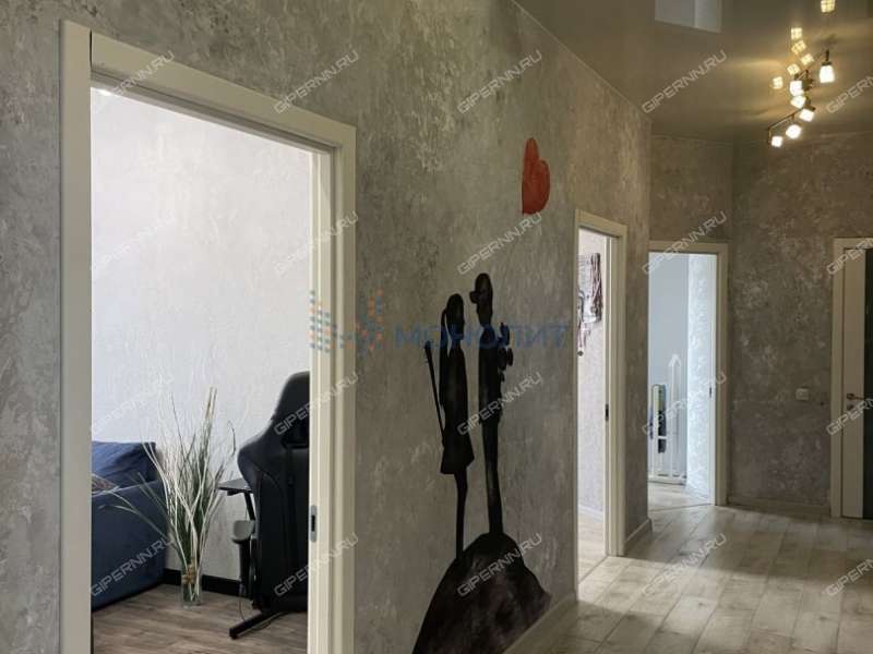 трёхкомнатная квартира на улице Коминтерна дом 139