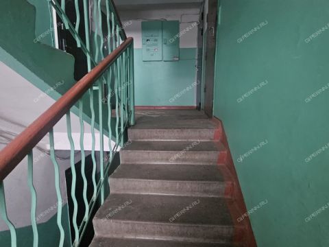 4-komnatnaya-ul-berezovskaya-d-80 фото