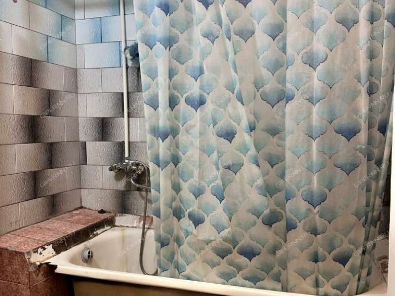 комната в доме 12 на улице Юлиуса Фучика