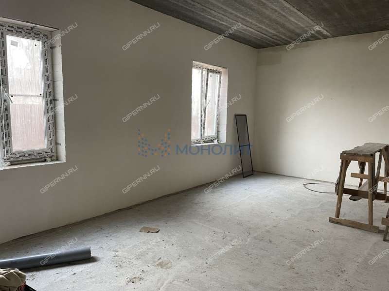 коттедж на улице Красногорка город Бор