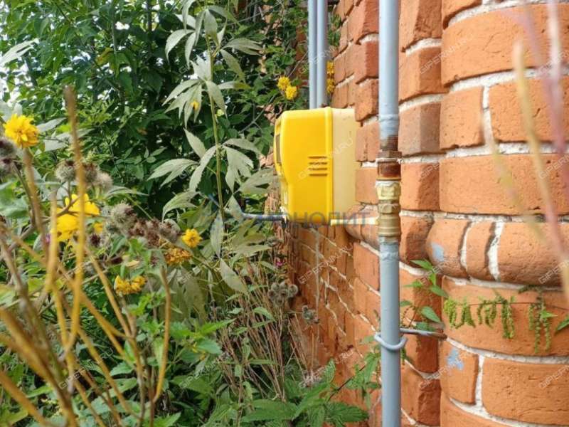 дом на Подгорной улице село Толба