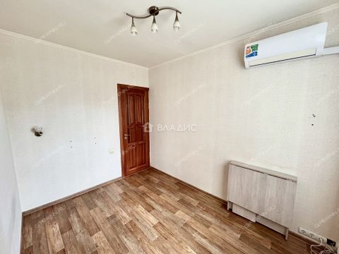 1-komnatnaya-ul-beketova-d-51a фото