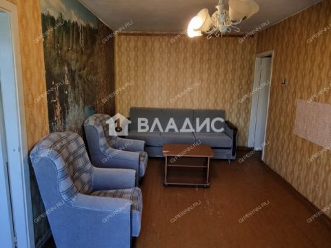 3-komnatnaya-ul-dolzhanskaya-d-11 фото