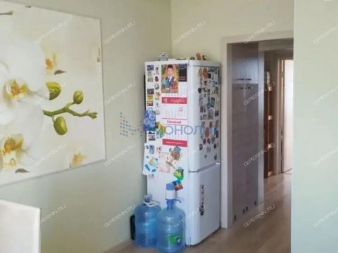 3-komnatnaya-b-r-yuzhnyy-d-1 фото