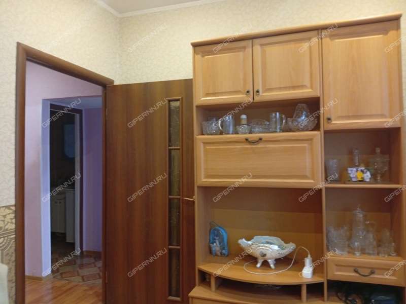 трёхкомнатная квартира на Судостроительной улице дом 8