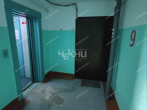 1-komnatnaya-ul-marshala-kazakova-d-9 фото