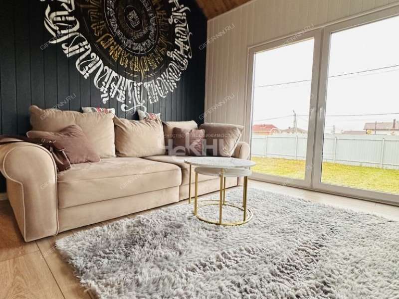 дом на Ахматовой село Каменки