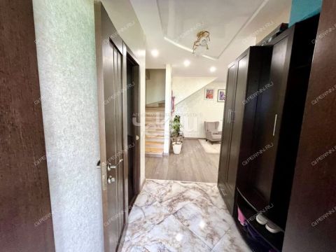 taunhaus-sl-verhnepecherskaya-d-421v фото