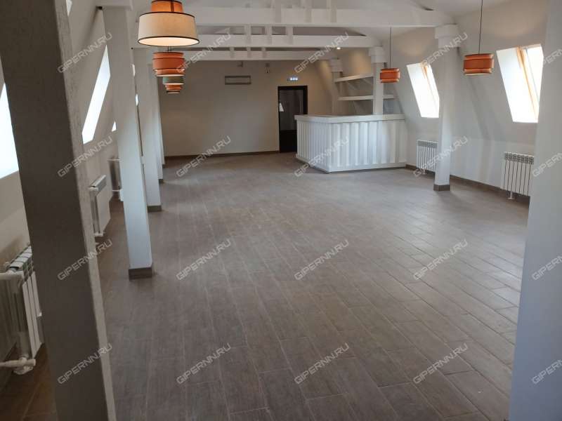 здание под торговую площадь, недвижимость под медицинские учреждения на Горной улице