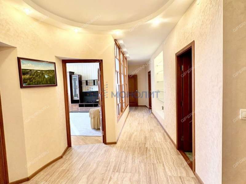 трёхкомнатная квартира на улице Маслякова дом 12А