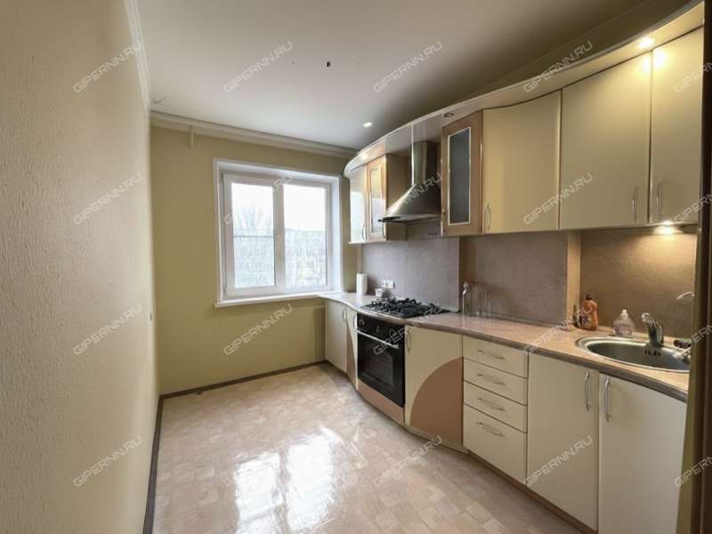 трёхкомнатная квартира на улице Тропинина дом 6