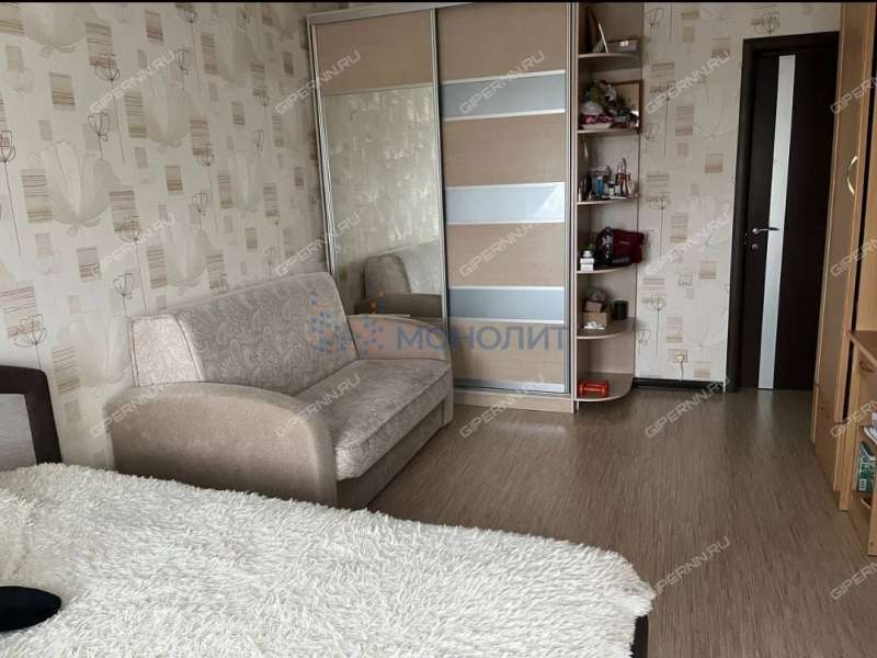 трёхкомнатная квартира на улице Богдановича дом 4